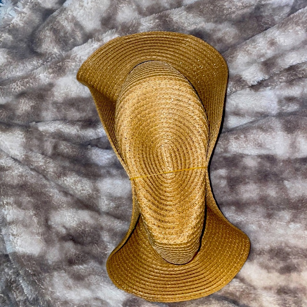 FALL / WINTER HAT